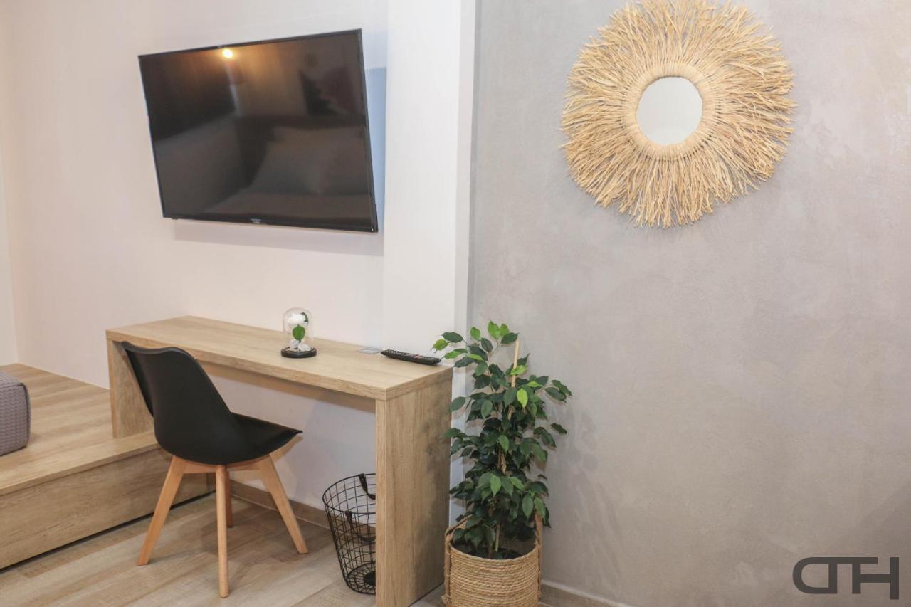 New Deluxe Studio 3 Downtown Thessaloniki - Fully Equiped Buitenkant foto
